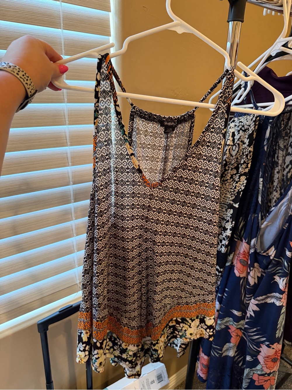 Philosophy Black & White Printed Sleeveless Camisole with Orange Border